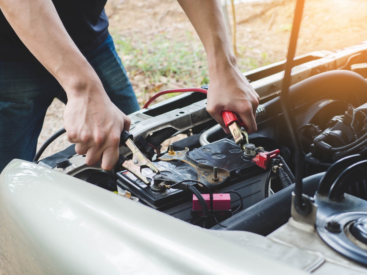 battery charging on car